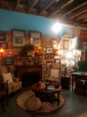 Rivertown Consignments Pic 2.jpg